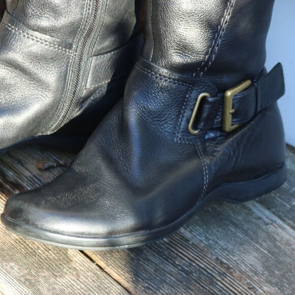 ECCO Black Tumbled Leather Staps w Buckle Faux Fur Lined Flexible Boots Sz 37 - Picture 2 of 9